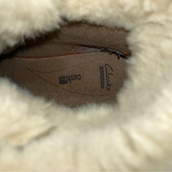 ⭐️SOLD⭐️ Clarks Winter Duck Boots - Picture 7 of 8